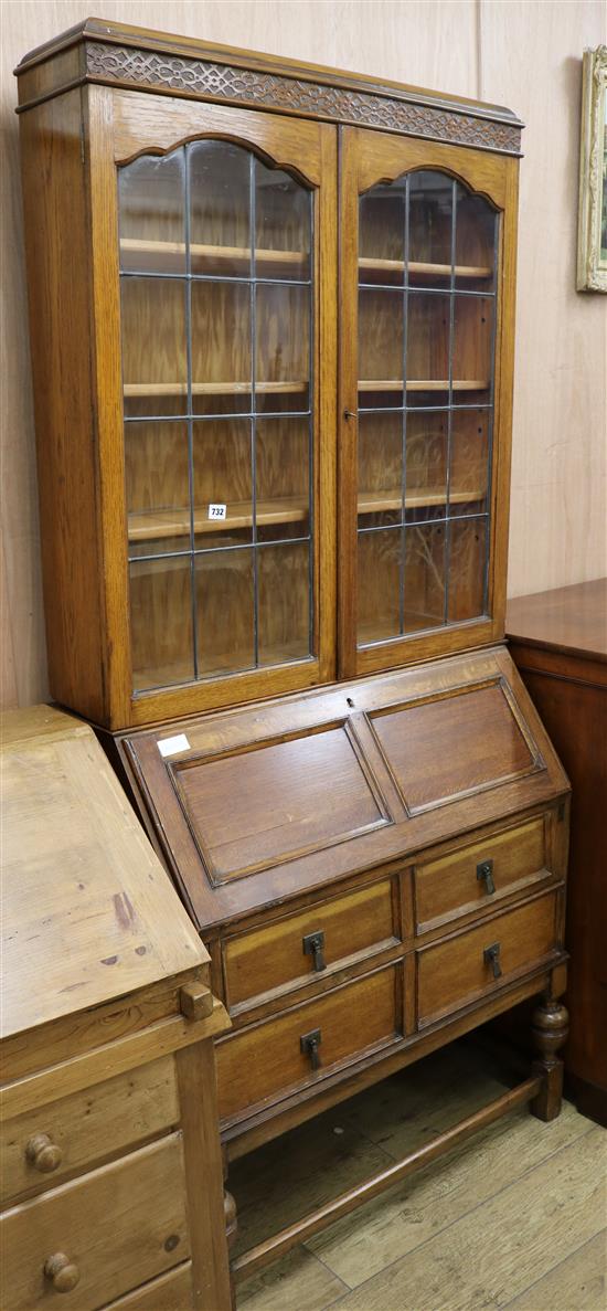 A 1920s oak bureau bookcase W.90cm